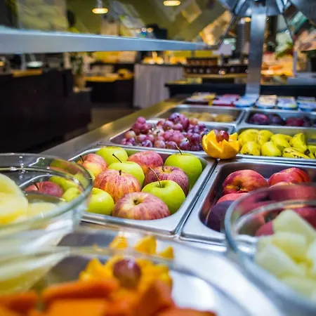 מלון דירות Udalla Park - & 3*